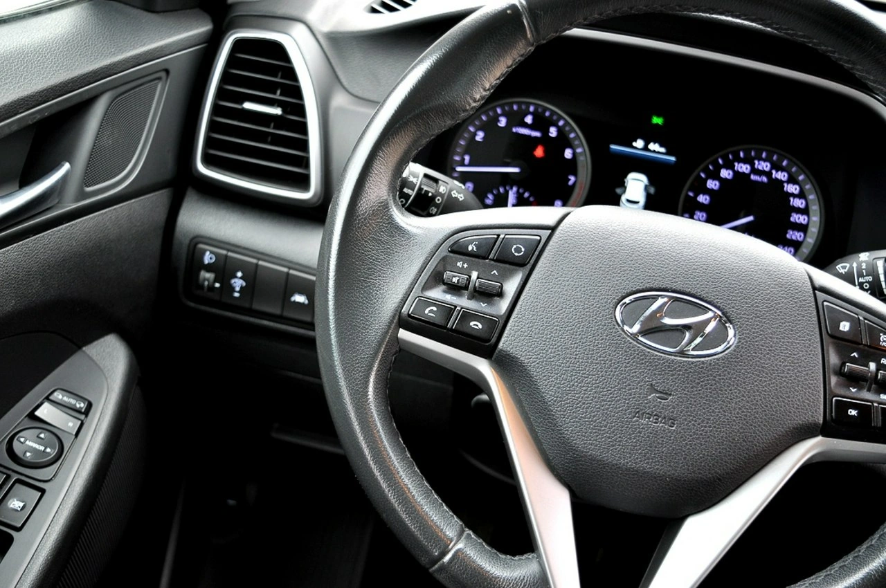 Hyundai Tucson - Zdjęcie 16