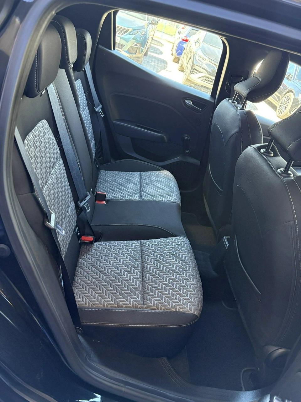 Renault Clio - Zdjęcie 13