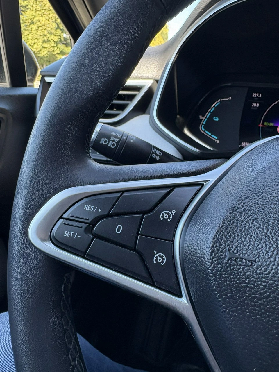 Renault Clio - Zdjęcie 17