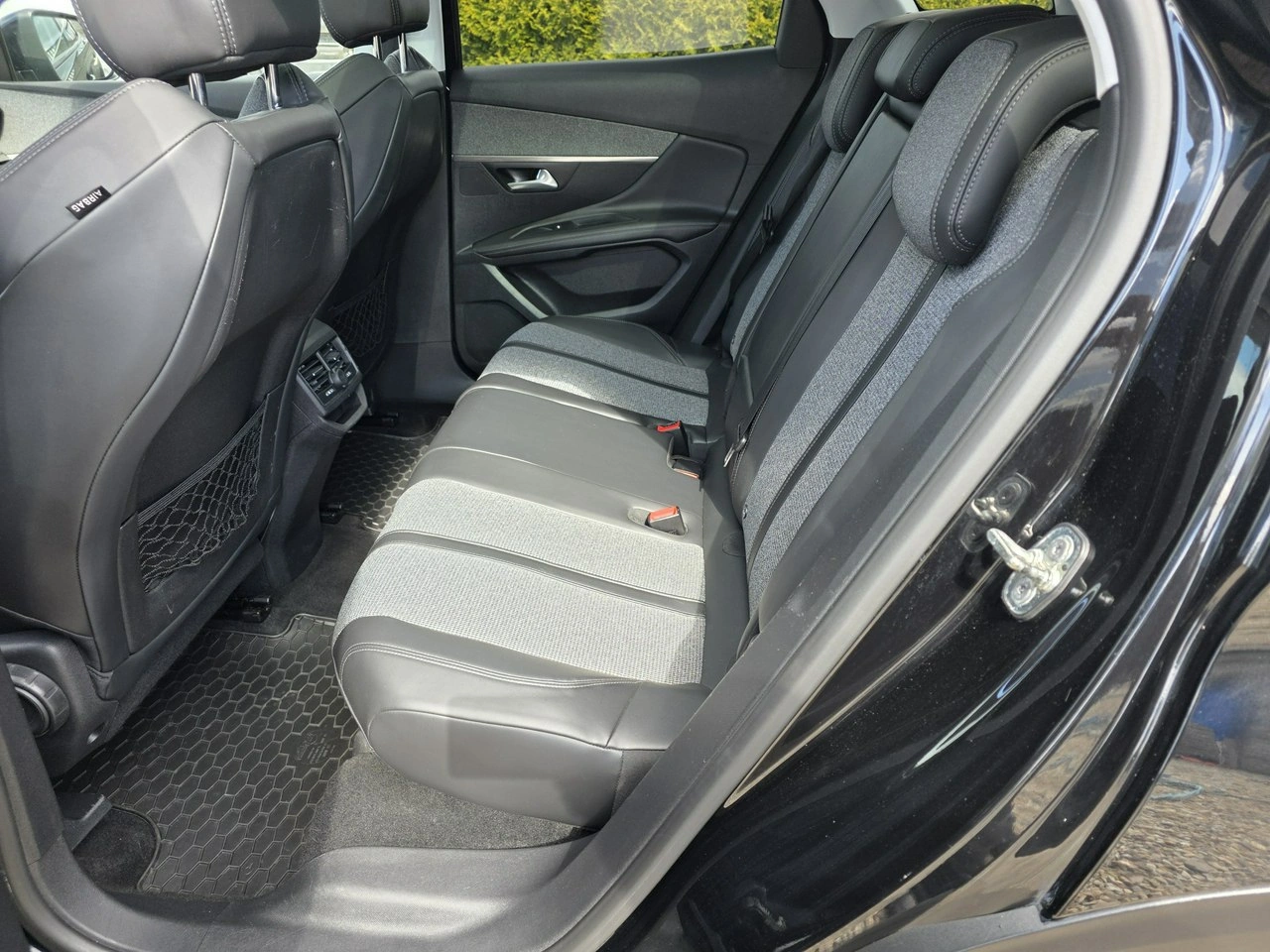 Peugeot 3008 - Zdjęcie 11