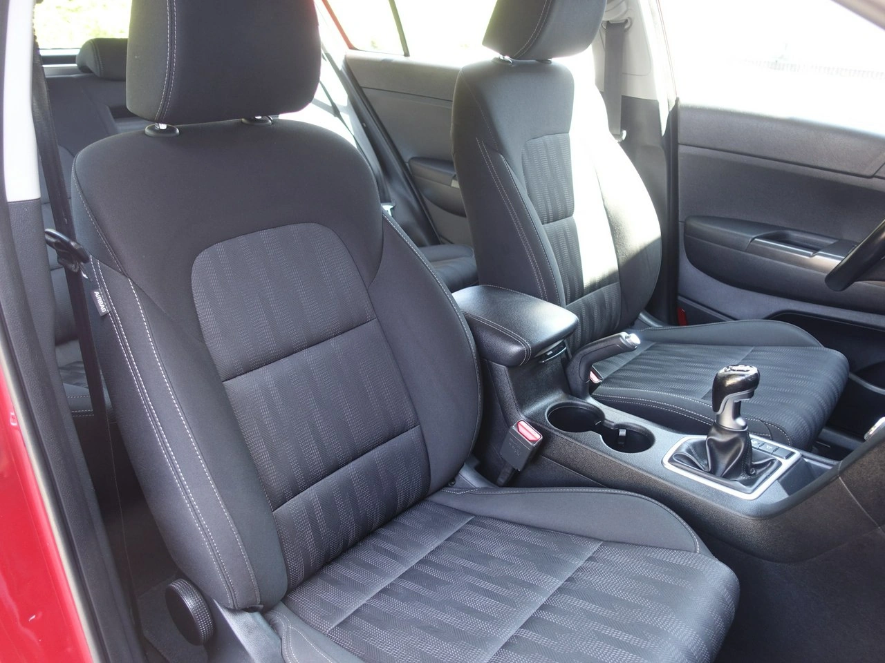 Kia Sportage - Zdjęcie 16