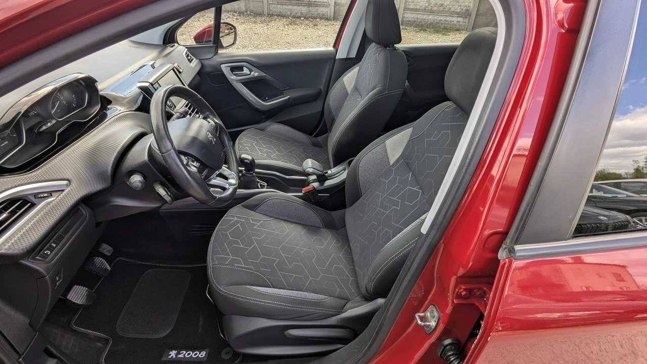 Peugeot 2008 - Zdjęcie 12
