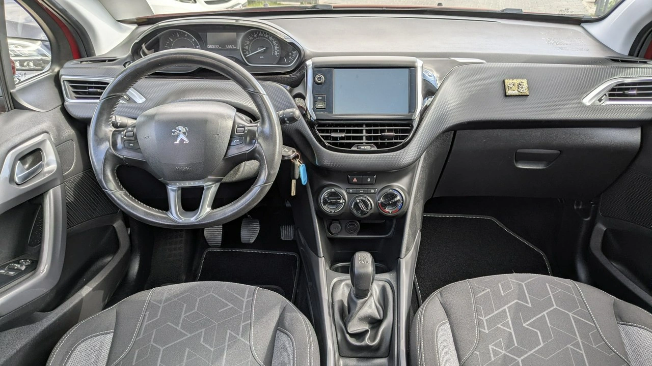 Peugeot 2008 - Zdjęcie 23