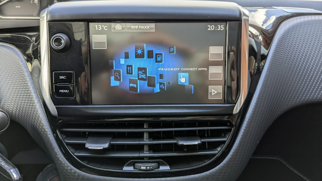 Peugeot 2008 - Zdjęcie 26