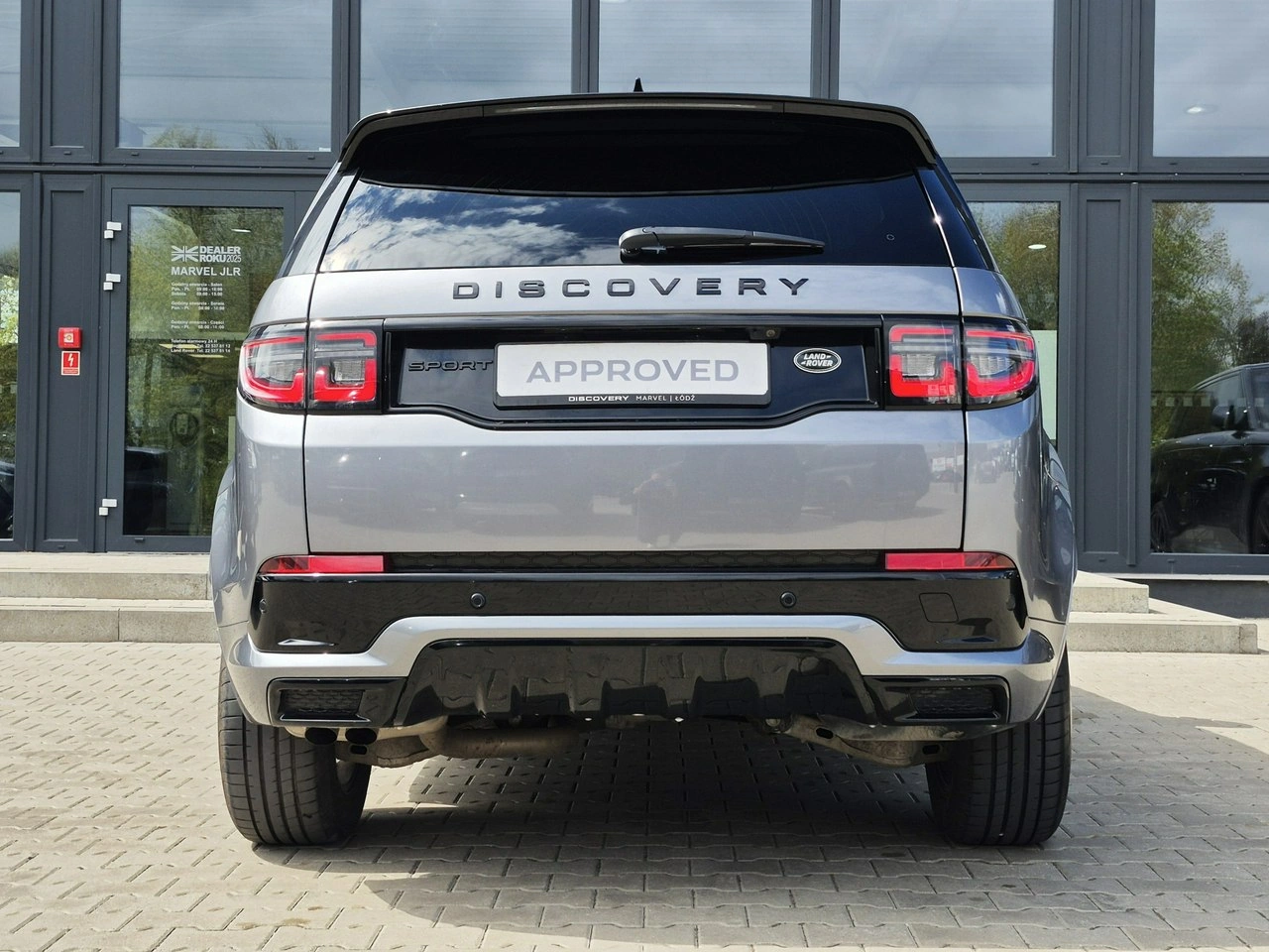 Land Rover Discovery Sport - Zdjęcie 10