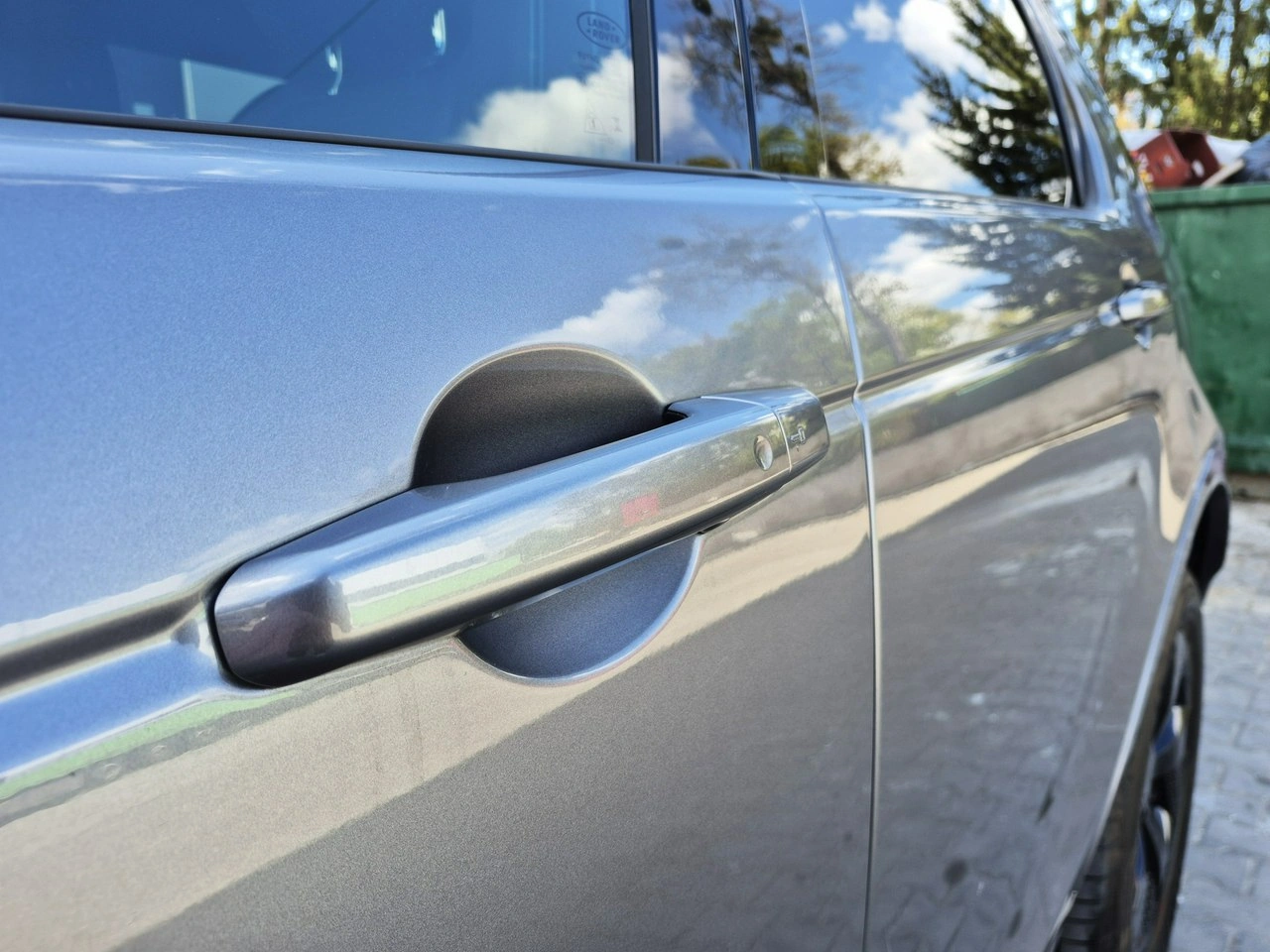 Land Rover Discovery Sport - Zdjęcie 14