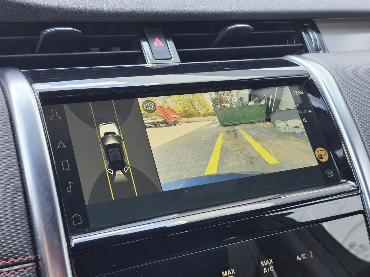 Land Rover Discovery Sport - Zdjęcie 36