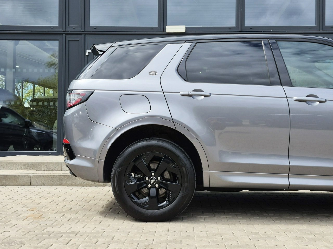 Land Rover Discovery Sport - Zdjęcie 6