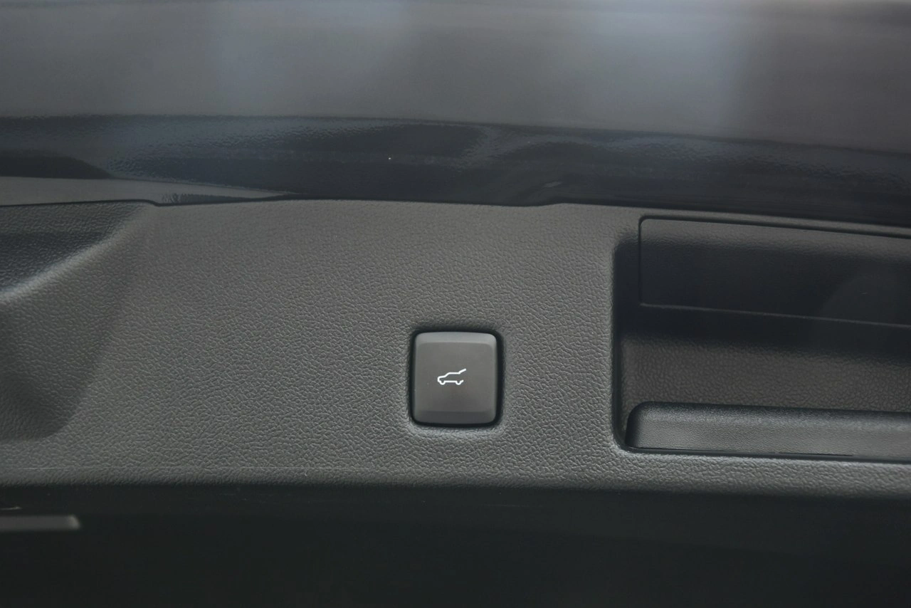 Ford Kuga - Zdjęcie 32