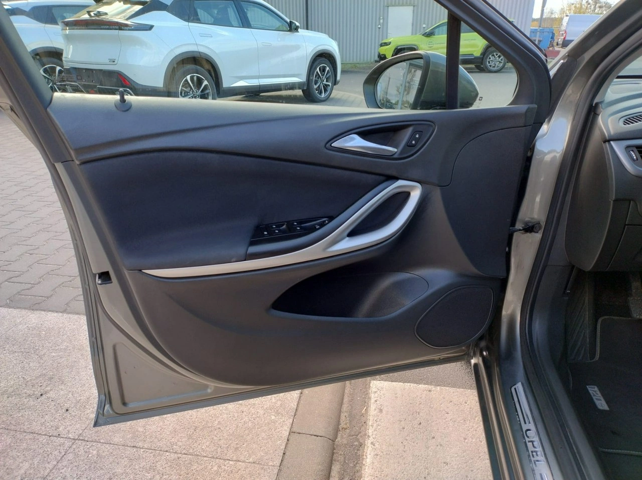 Opel Astra - Zdjęcie 7