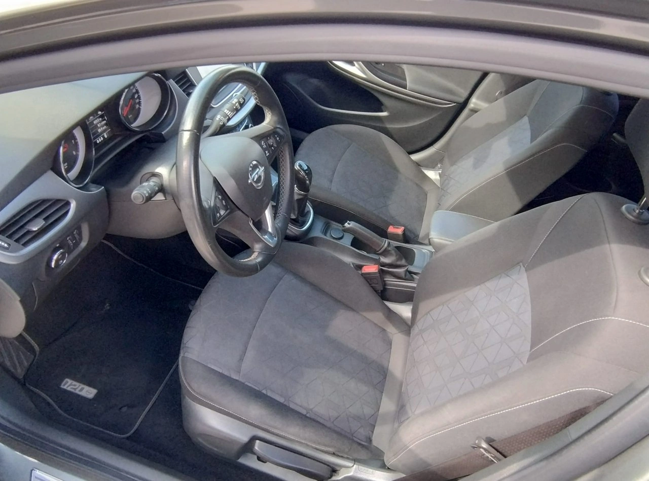 Opel Astra - Zdjęcie 8