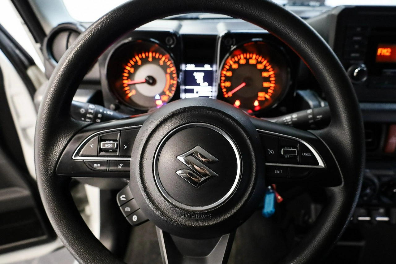 Suzuki Jimny - Zdjęcie 16