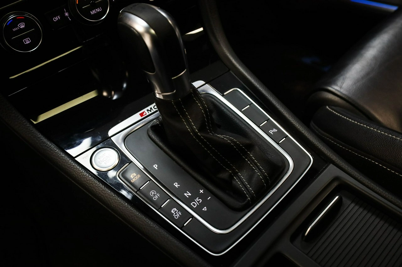 Volkswagen Golf - Zdjęcie 23