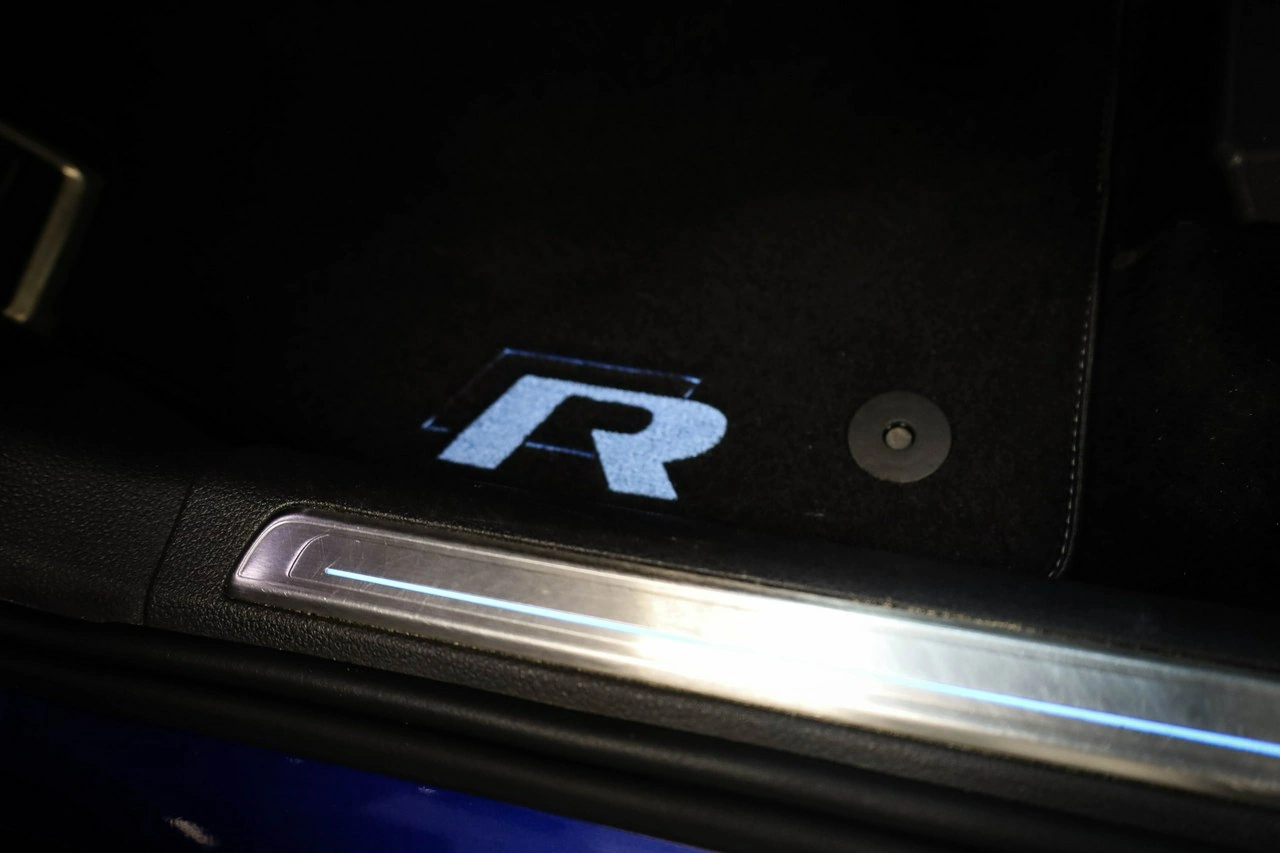 Volkswagen Golf - Zdjęcie 25