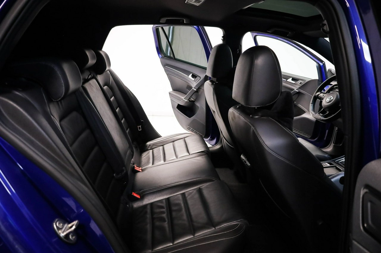 Volkswagen Golf - Zdjęcie 28