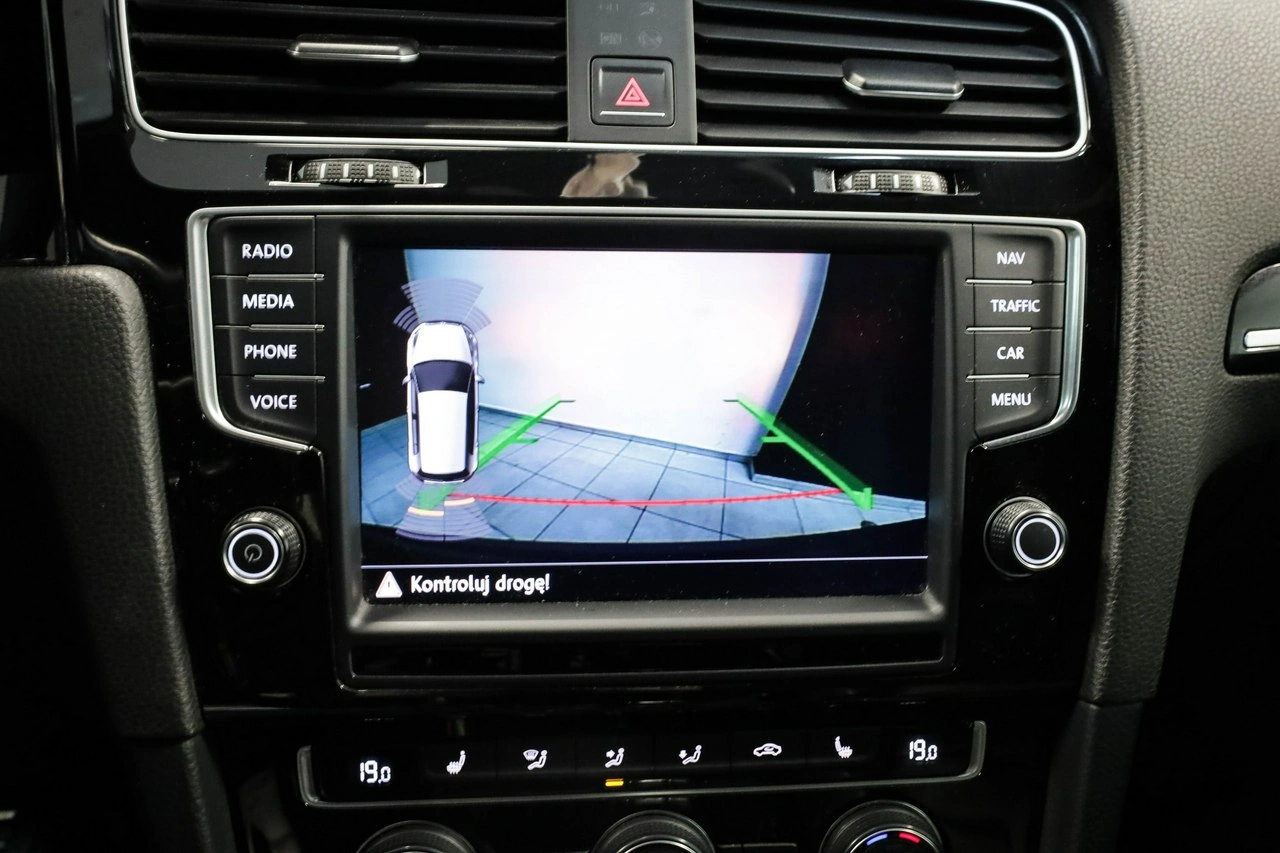 Volkswagen Golf - Zdjęcie 31