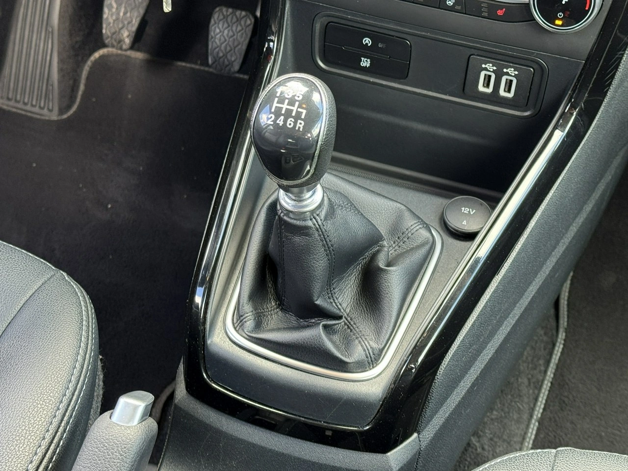 Ford EcoSport - Zdjęcie 25