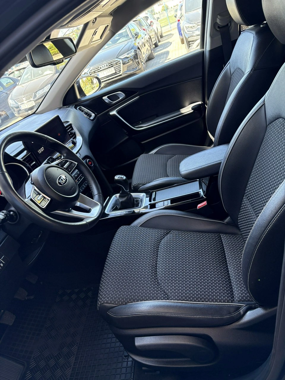 Kia XCeed - Zdjęcie 14