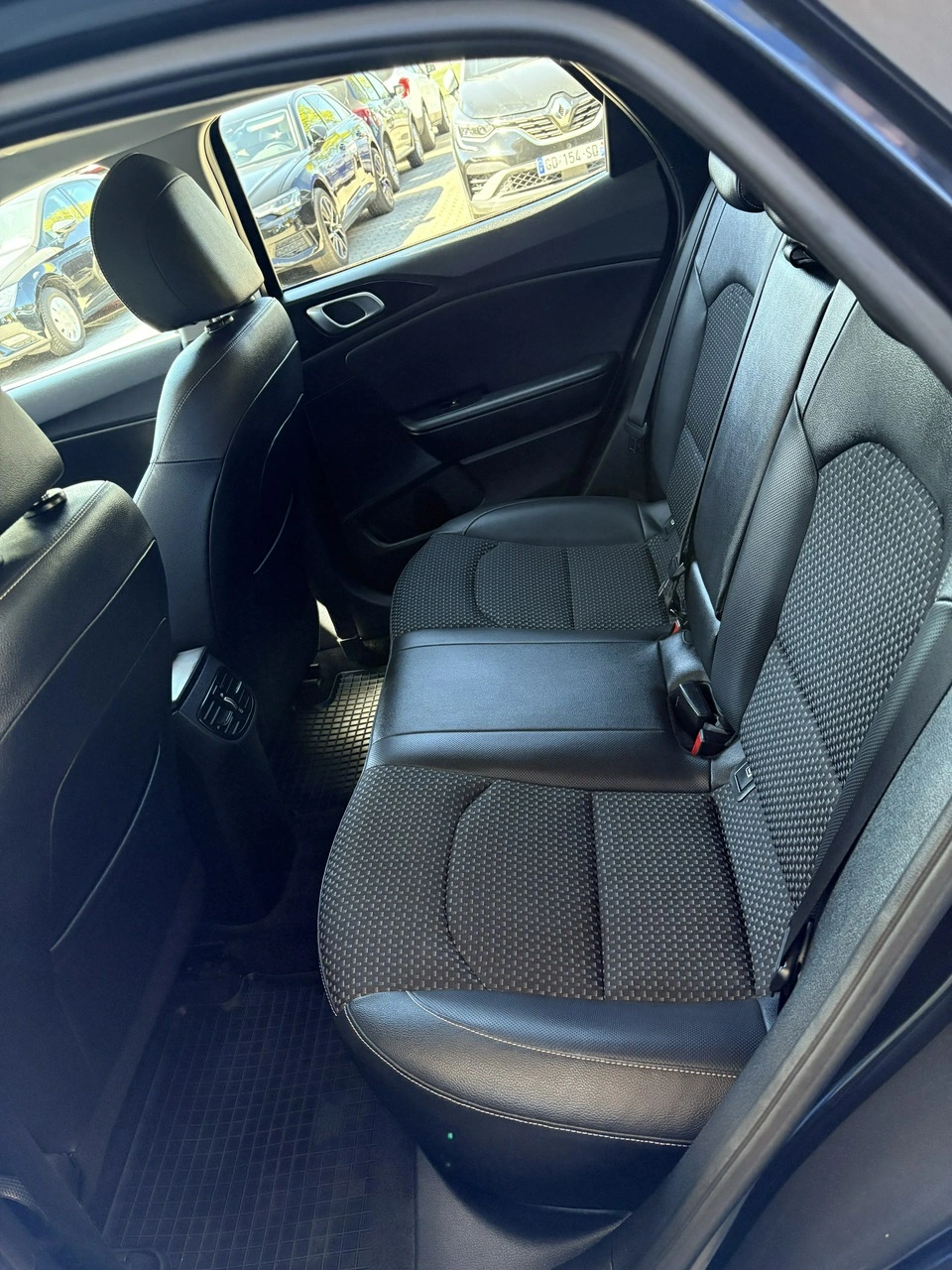 Kia XCeed - Zdjęcie 13