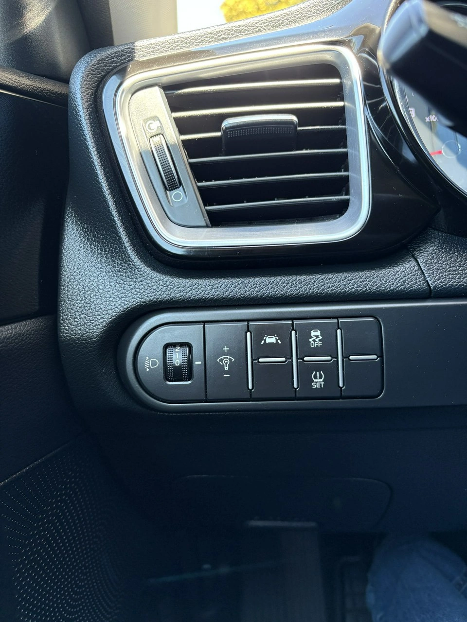 Kia XCeed - Zdjęcie 30