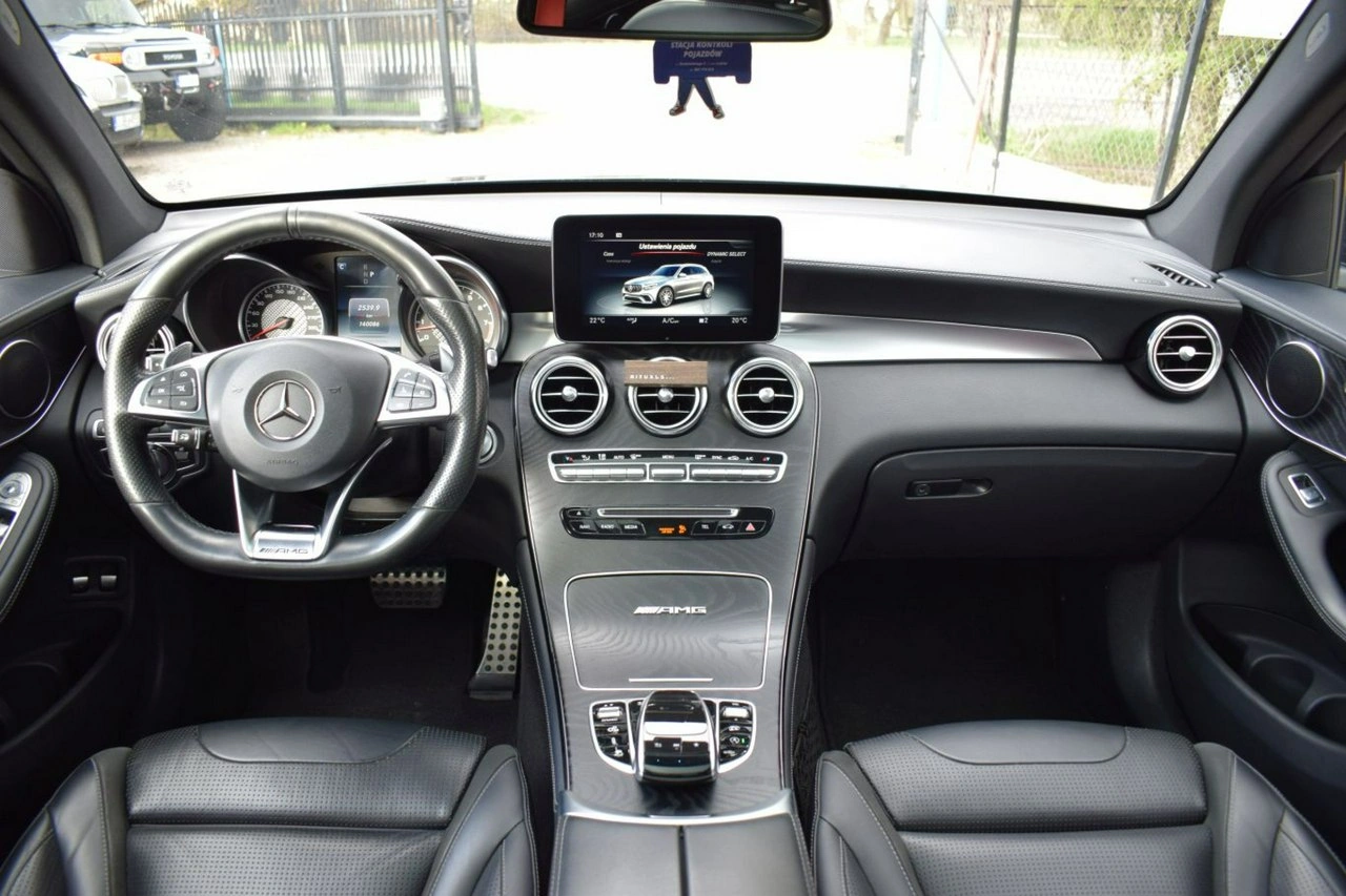 Mercedes GLC 63 AMG - Zdjęcie 9