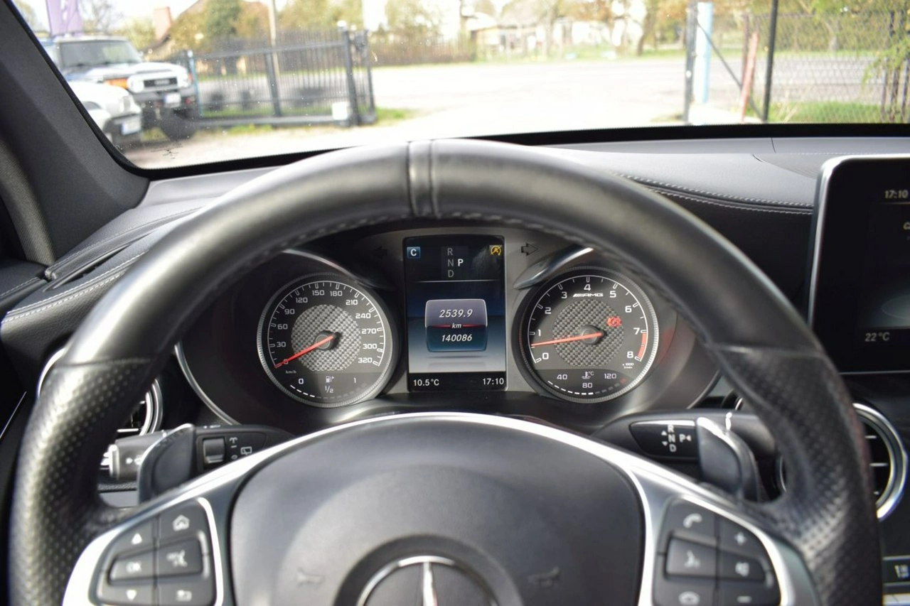 Mercedes GLC 63 AMG - Zdjęcie 10