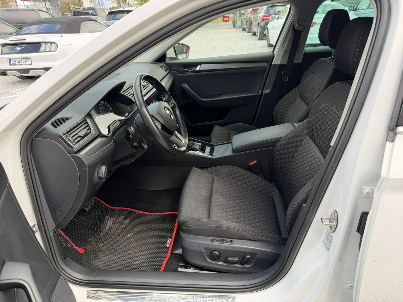 Skoda Superb - Zdjęcie 11