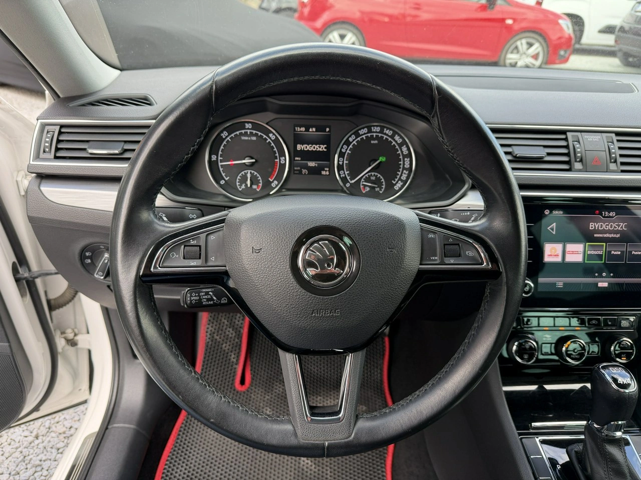 Skoda Superb - Zdjęcie 15