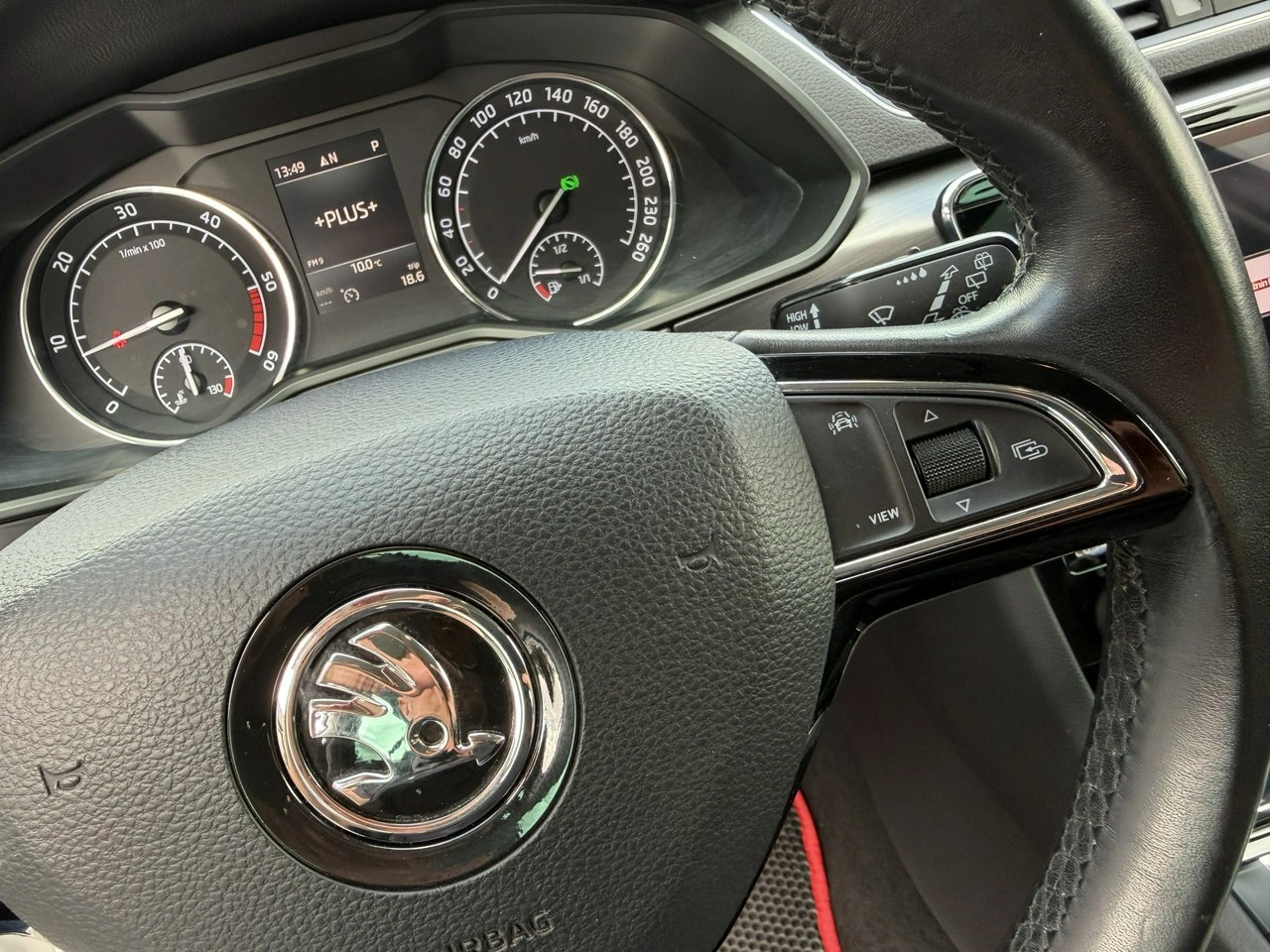 Skoda Superb - Zdjęcie 17