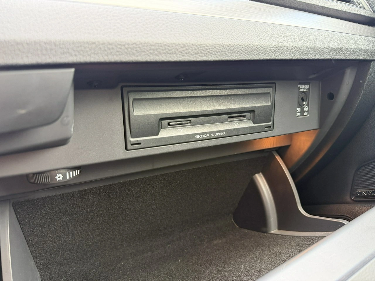 Skoda Superb - Zdjęcie 24