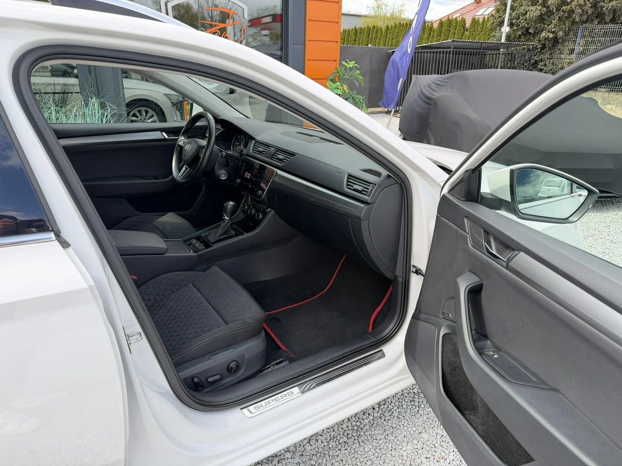 Skoda Superb - Zdjęcie 25