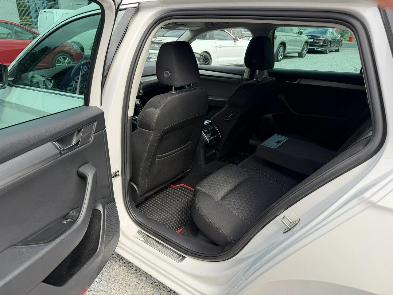 Skoda Superb - Zdjęcie 29