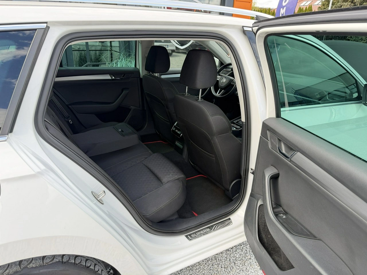 Skoda Superb - Zdjęcie 30