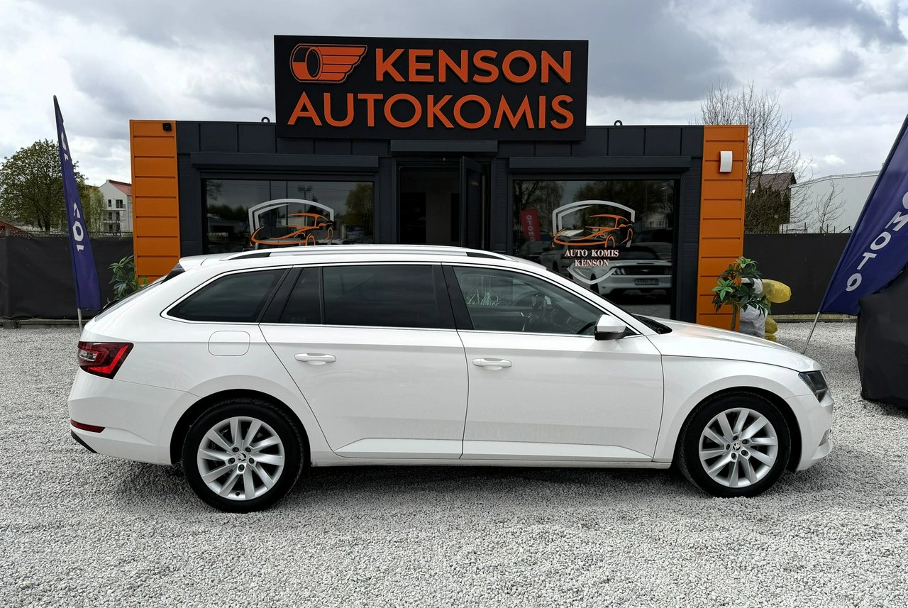 Skoda Superb - Zdjęcie 4