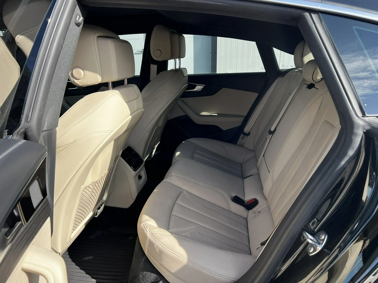 Audi A5 - Zdjęcie 9