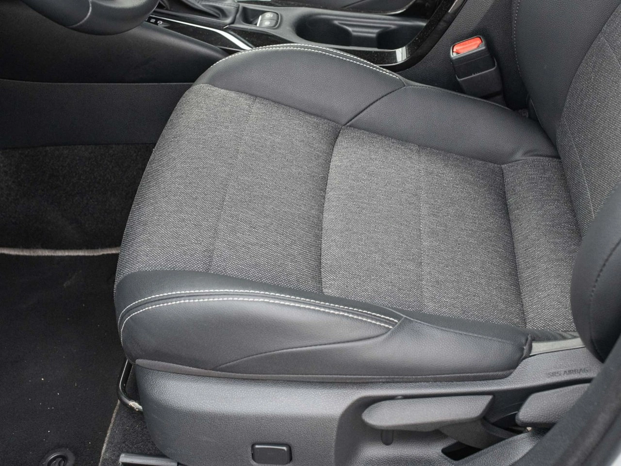 Toyota Corolla - Zdjęcie 10