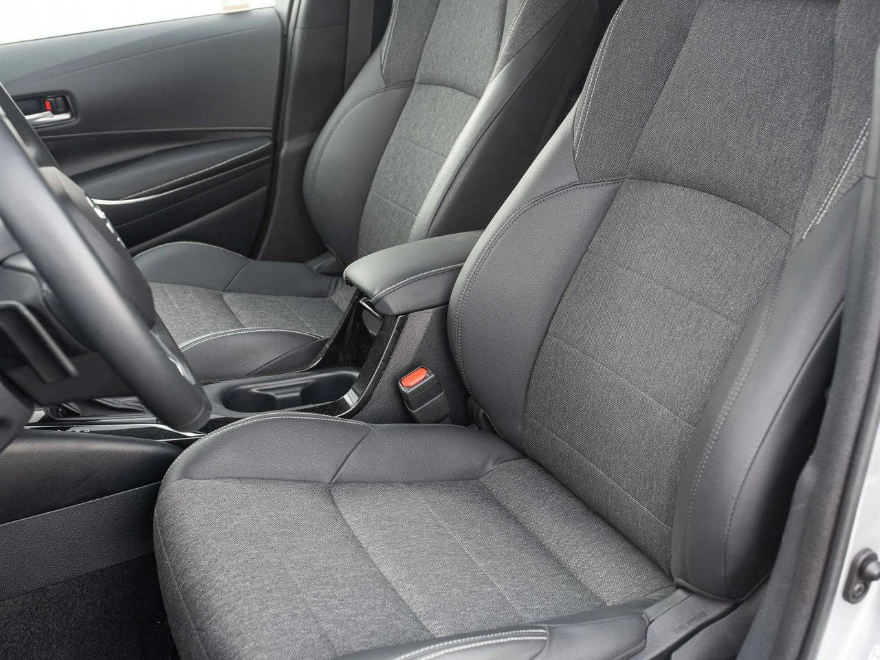 Toyota Corolla - Zdjęcie 11