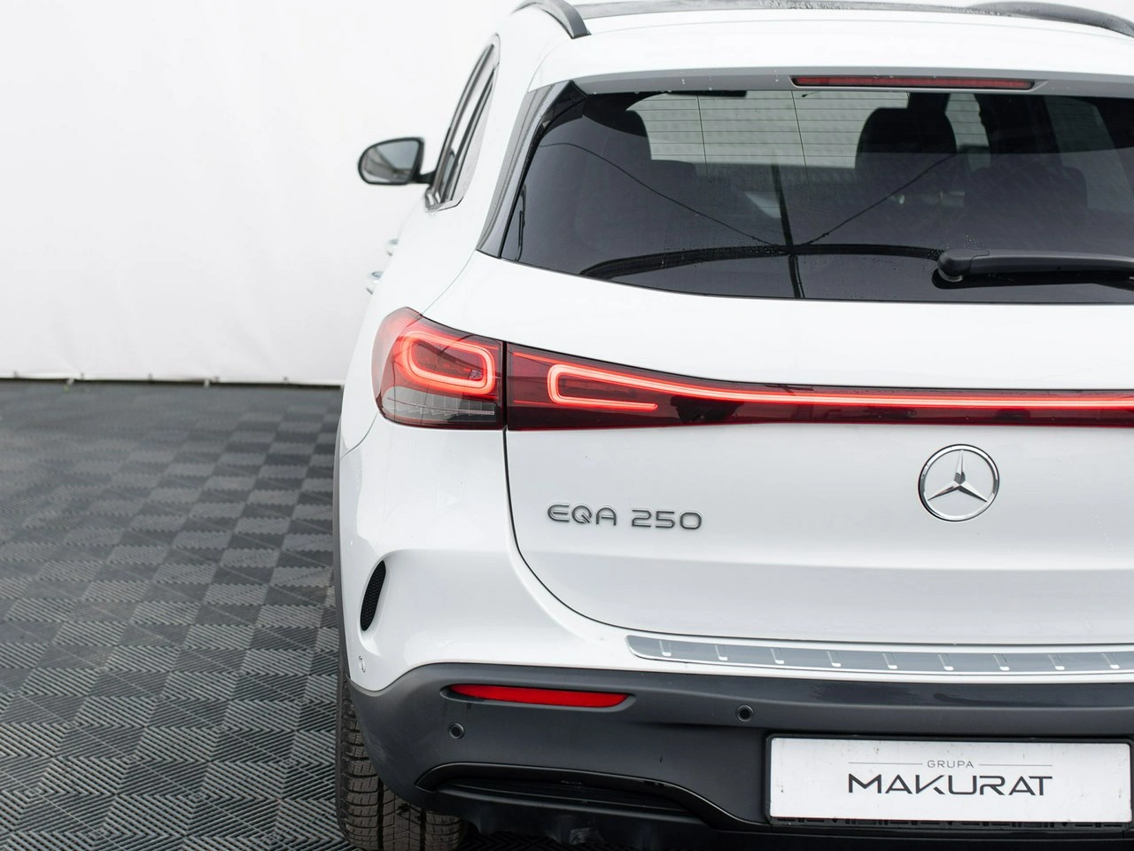 Mercedes EQA - Zdjęcie 10