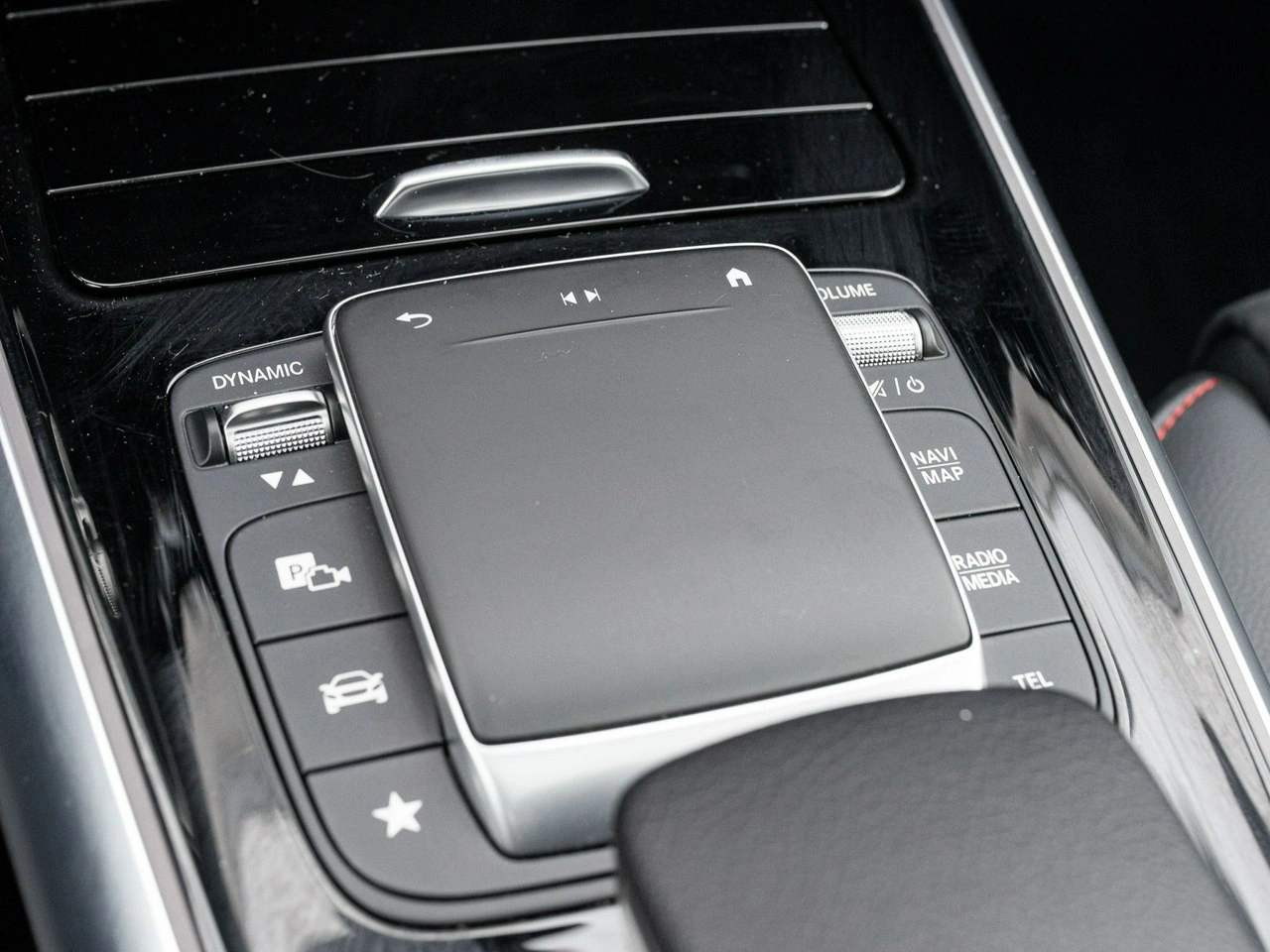 Mercedes EQA - Zdjęcie 17