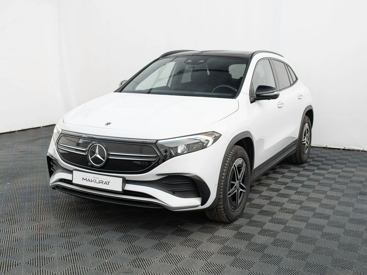 Mercedes EQA - Zdjęcie 1