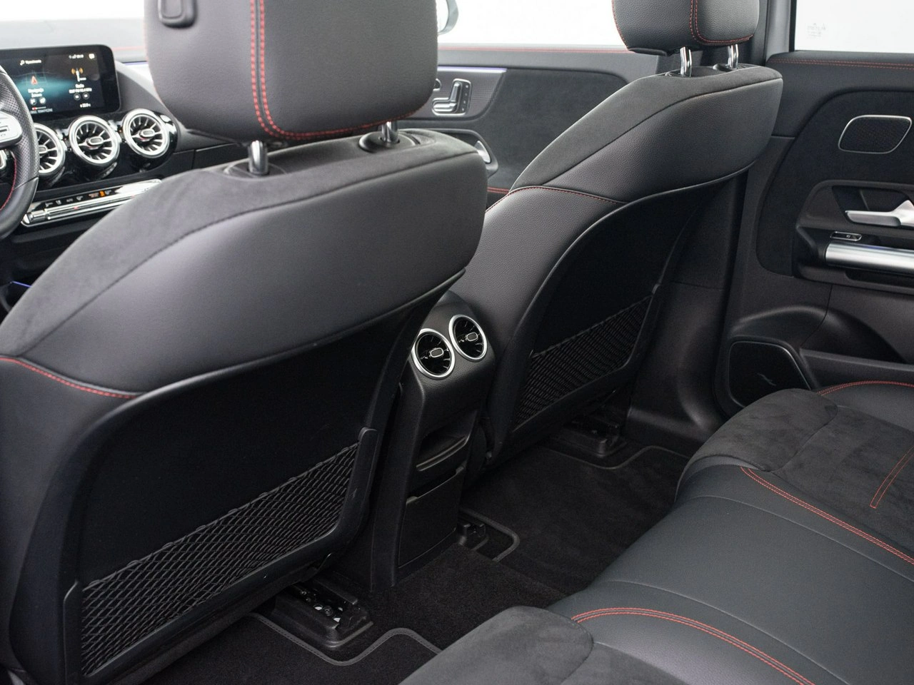 Mercedes EQA - Zdjęcie 23