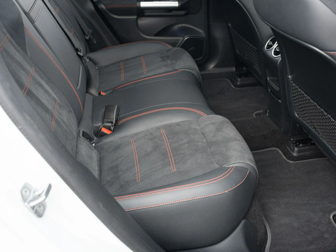 Mercedes EQA - Zdjęcie 28