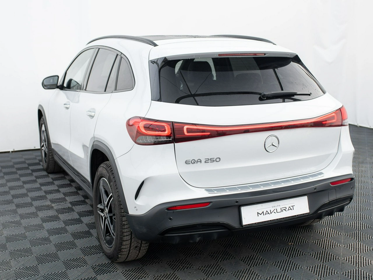 Mercedes EQA - Zdjęcie 3