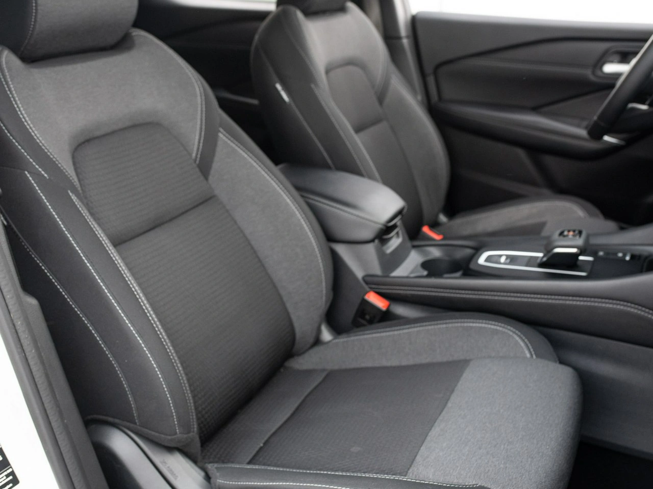 Nissan Qashqai - Zdjęcie 25