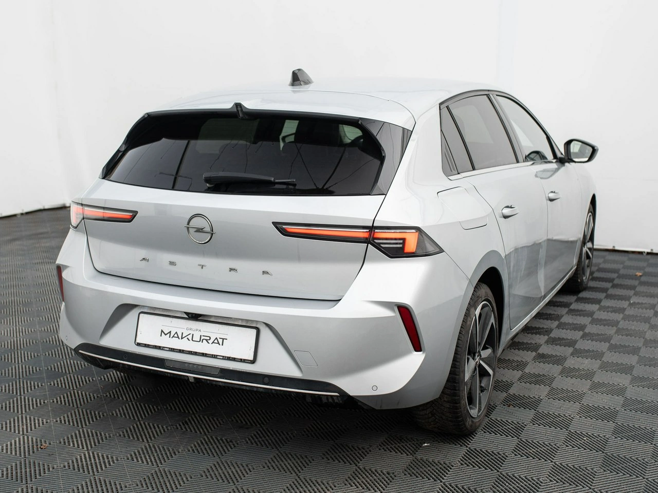 Opel Astra - Zdjęcie 4