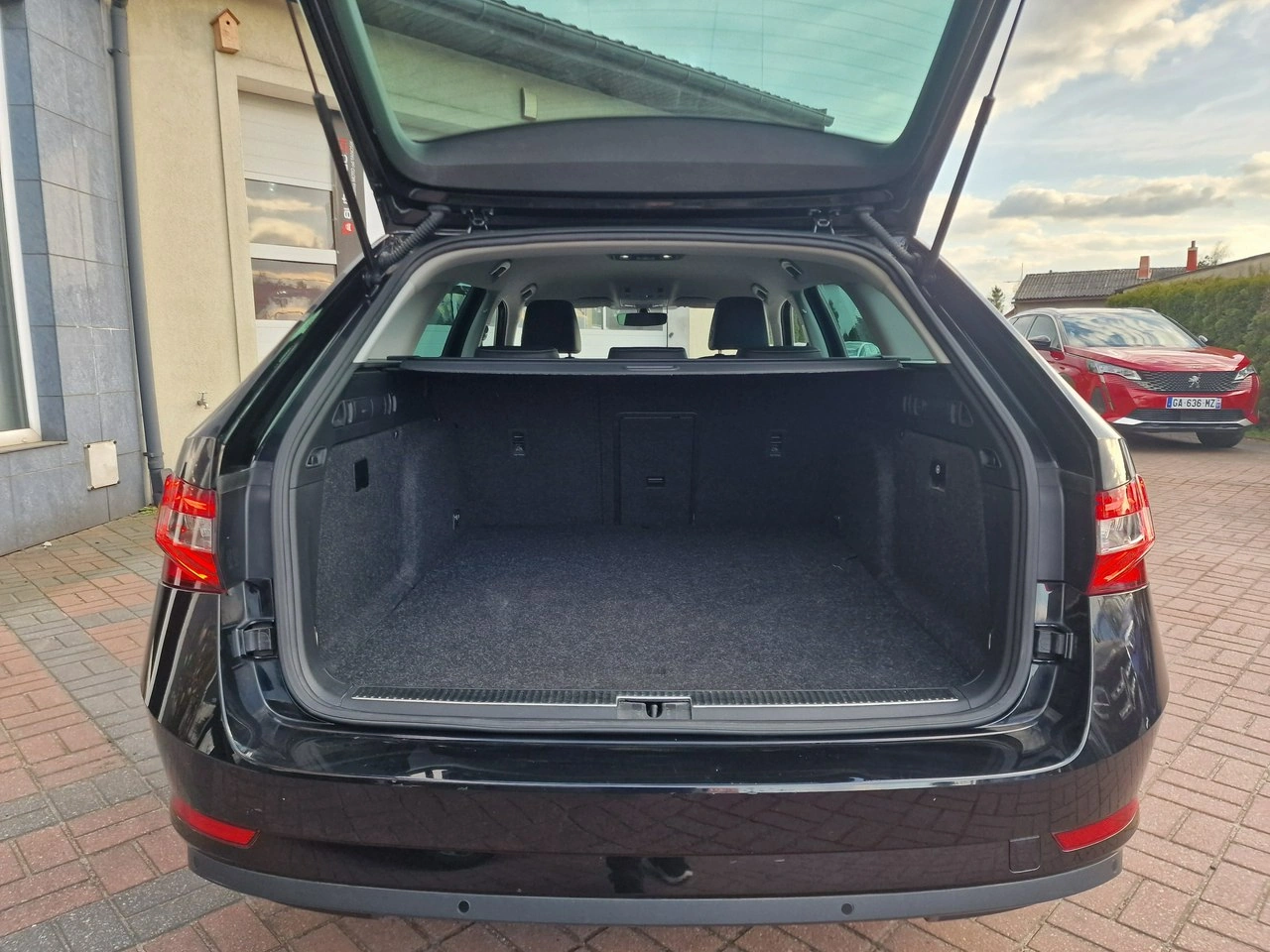 Skoda Superb - Zdjęcie 21