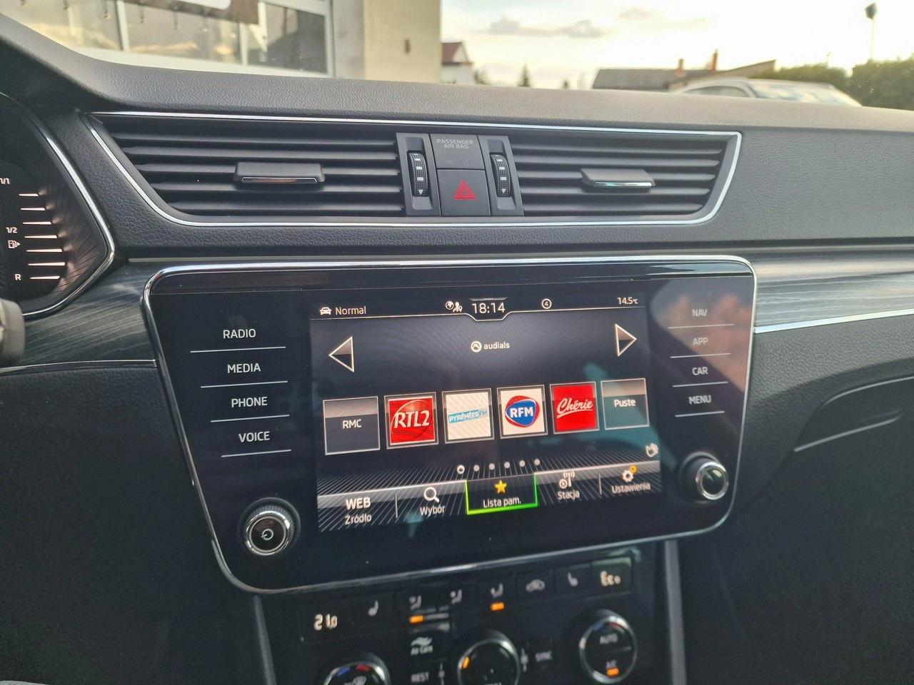 Skoda Superb - Zdjęcie 28