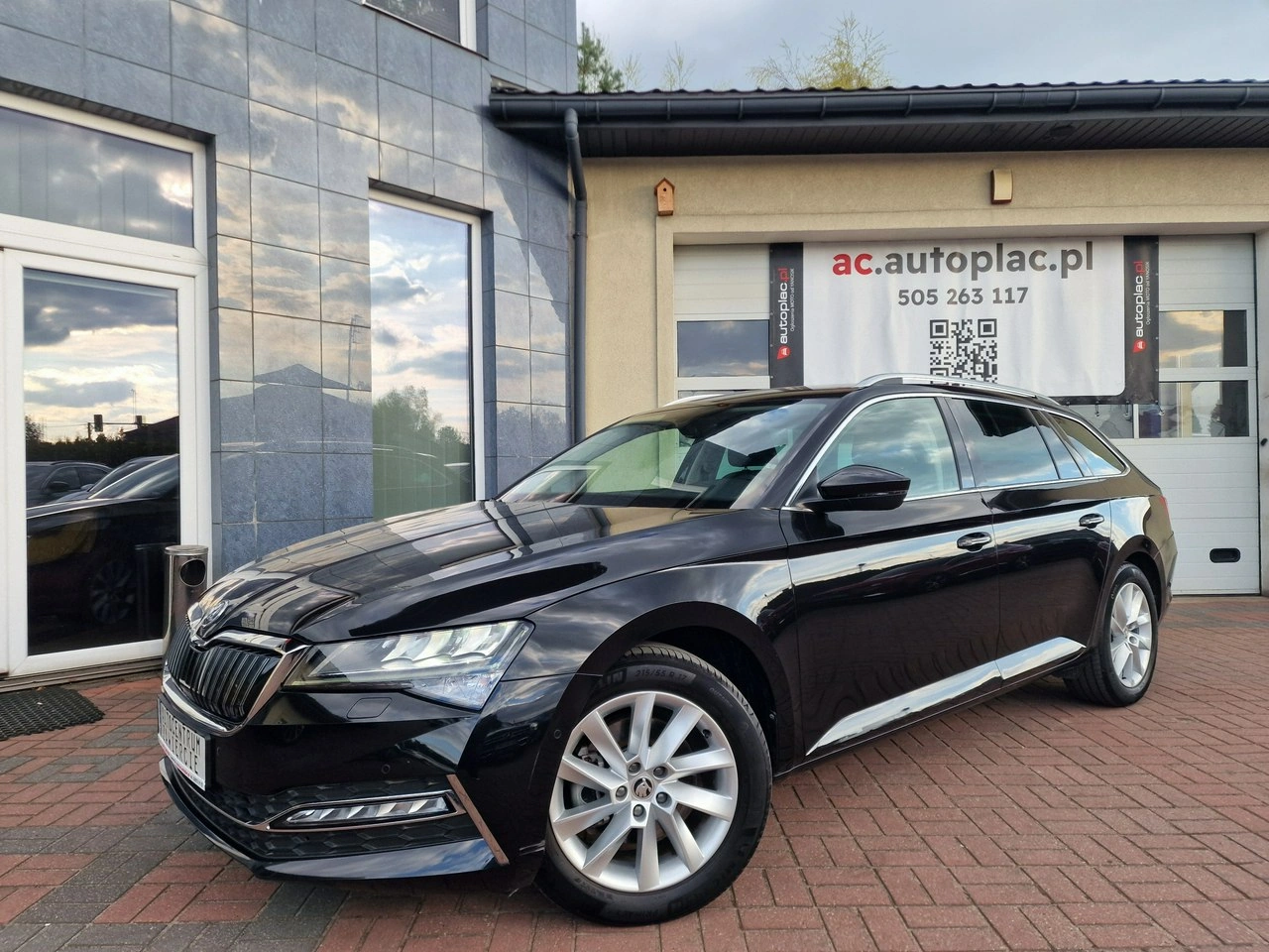 Skoda Superb - Główne zdjęcie