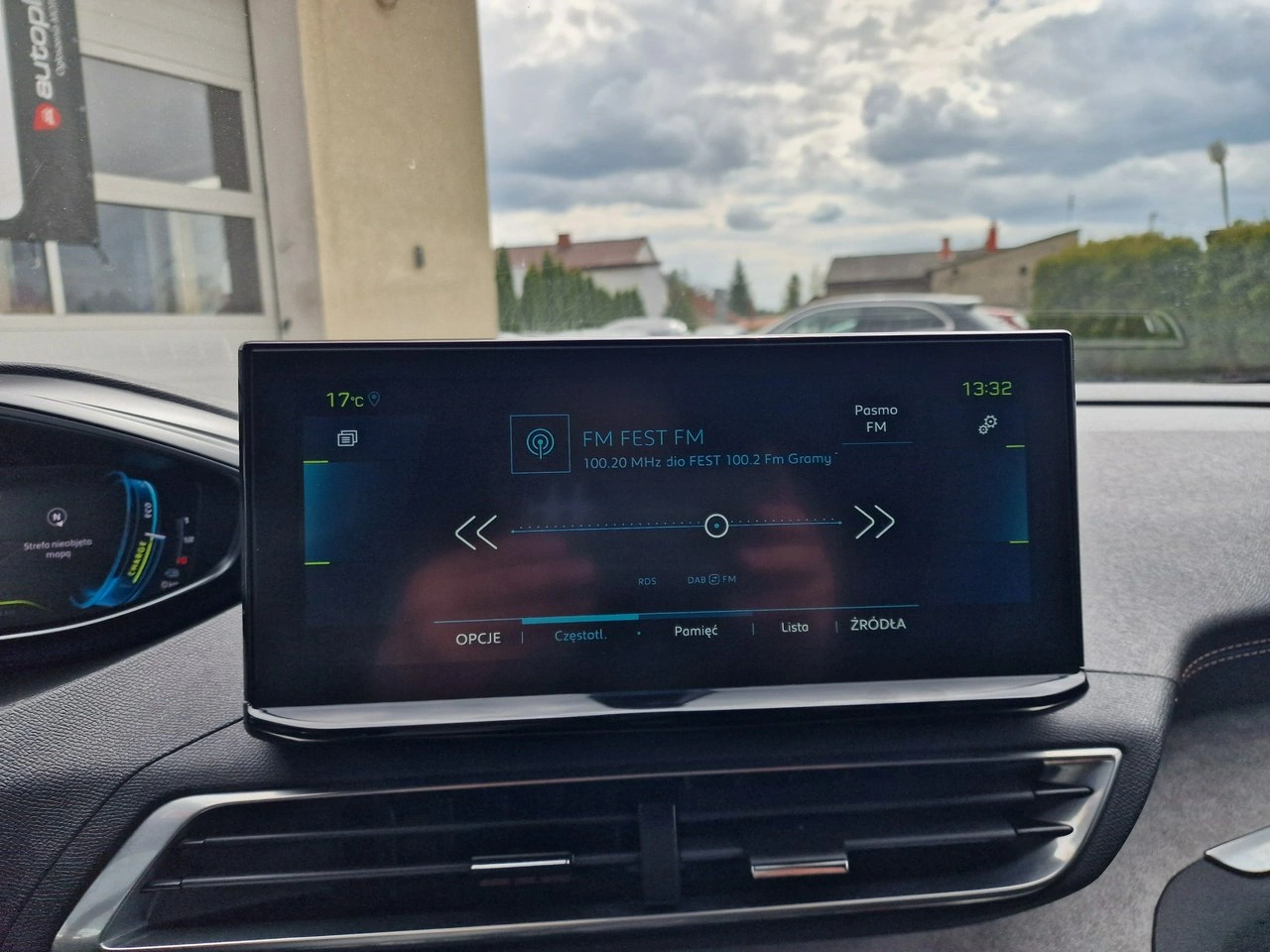 Peugeot 3008 - Zdjęcie 28