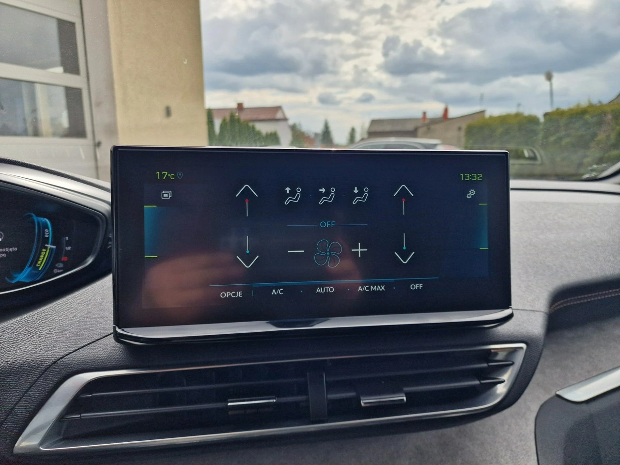 Peugeot 3008 - Zdjęcie 29